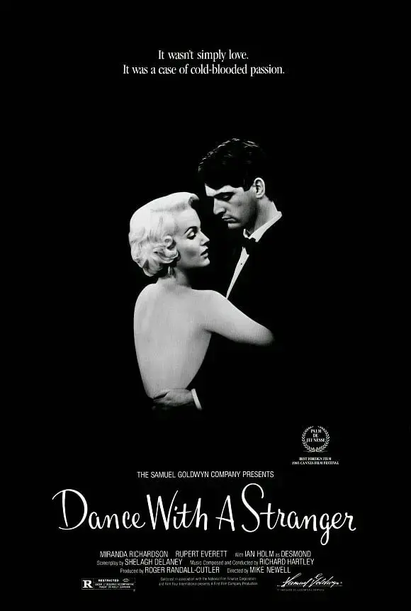 《与陌生人共舞》：在未知中寻找连接，一场跨越时空的深度对话